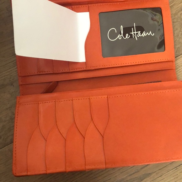 COLE HAAN Red Patent Leather Bifold Snap Flap Credit Card Wallet Clutch - Picture 5 of 11